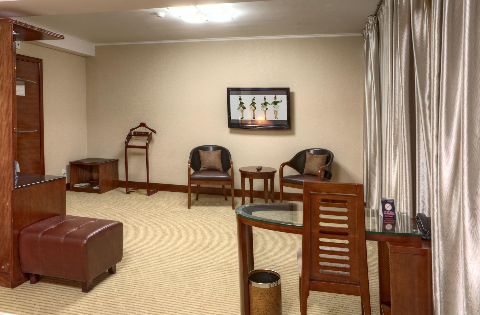 Voyage Hotel Алмати Екстер'єр фото