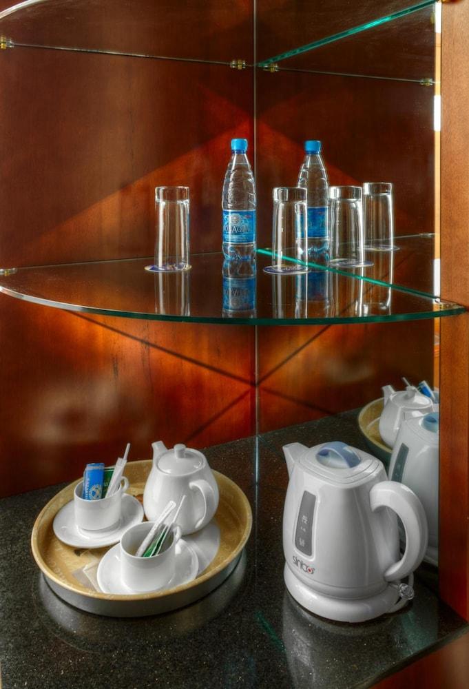 Voyage Hotel Алмати Екстер'єр фото