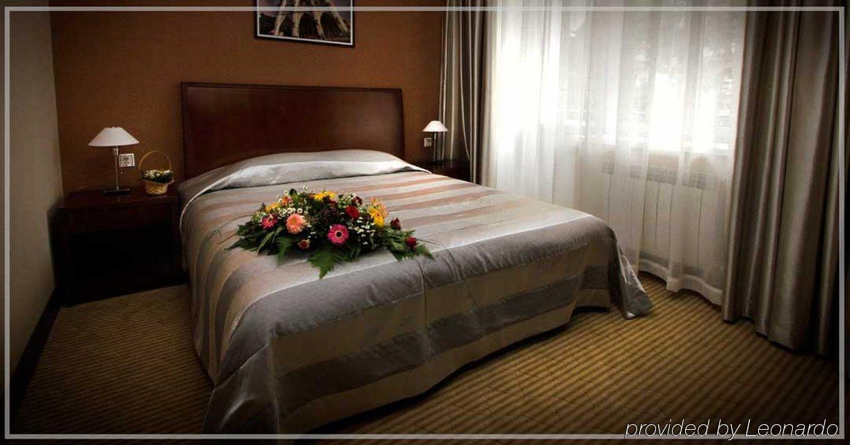 Voyage Hotel Алмати Номер фото