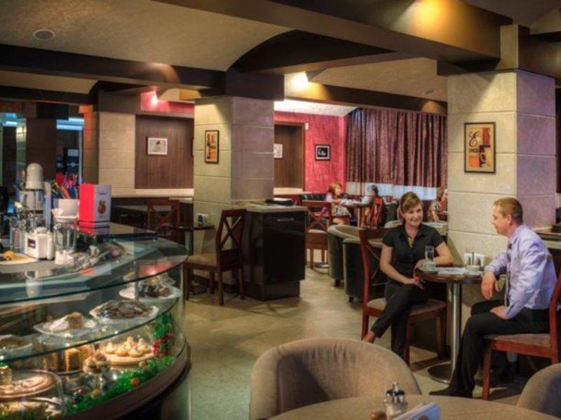 Voyage Hotel Алмати Екстер'єр фото