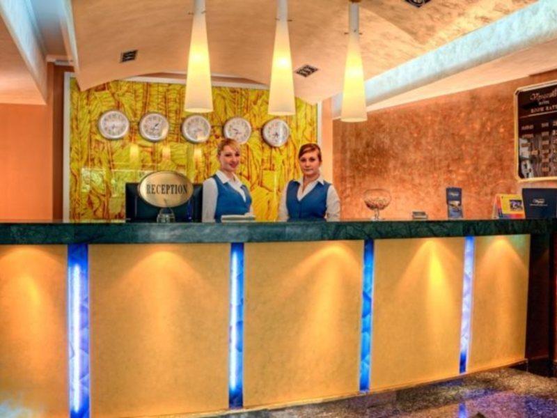 Voyage Hotel Алмати Екстер'єр фото